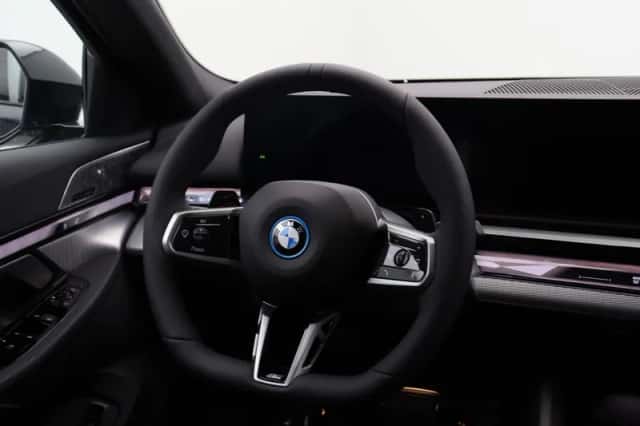BMW 5-Serie (2026) thumbnail 2