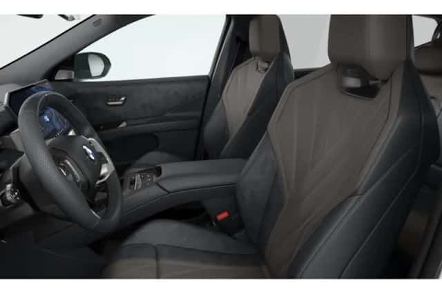 BMW iX3 (2026) thumbnail 4