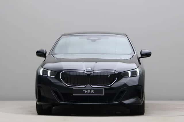 BMW i5 (2026) thumbnail 6