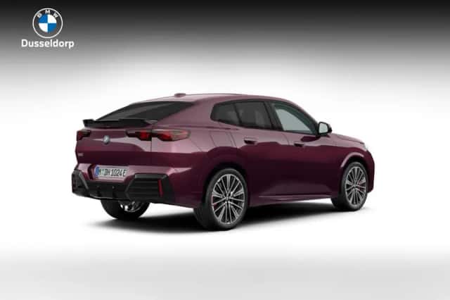 BMW iX2 (2026) thumbnail 2