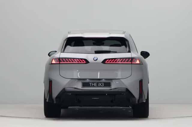 BMW iX3 (2026) thumbnail 6