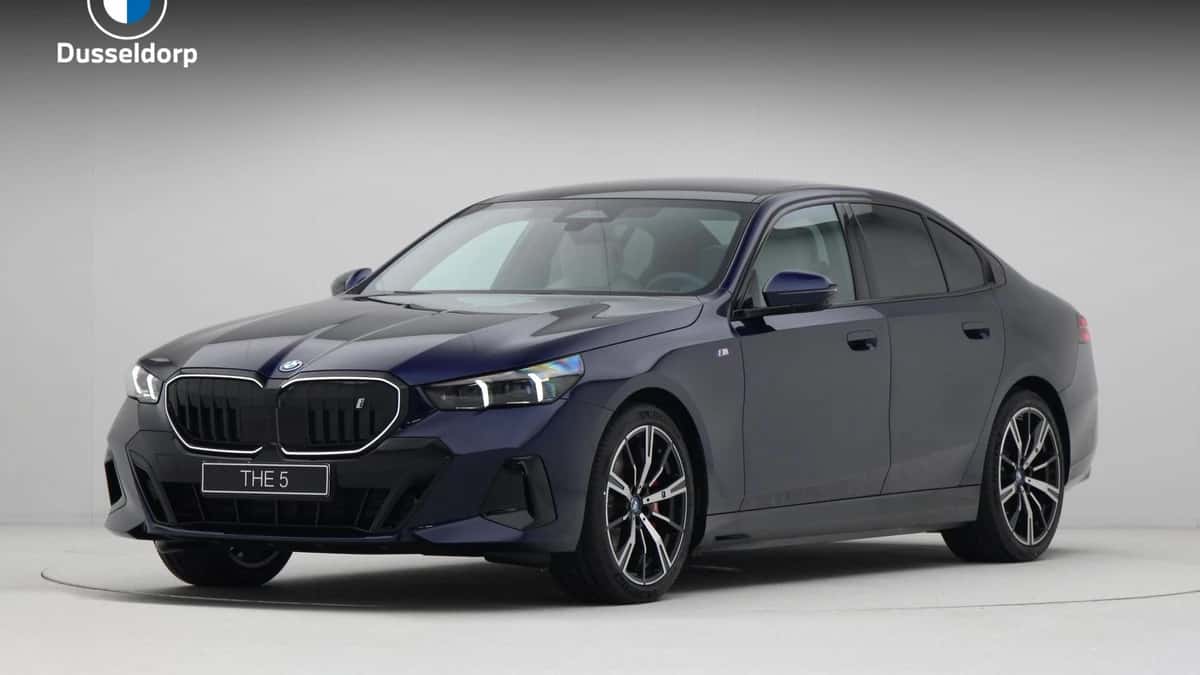 BMW i5 (2026) — foto 1
