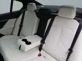 BMW i5 (2026) thumbnail 15