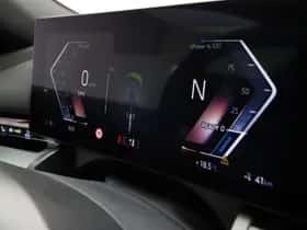 BMW i5 (2026) thumbnail 3