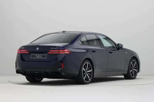 BMW i5 (2026) thumbnail 9