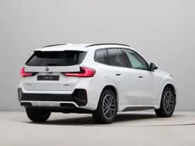 BMW iX1 (2025) thumbnail 9