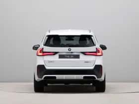 BMW iX1 (2025) thumbnail 10