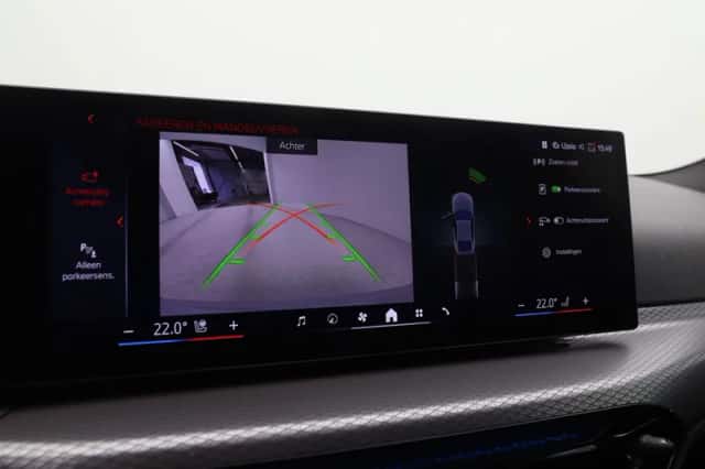 BMW i4 (2026) thumbnail 23