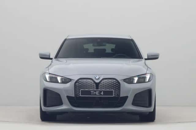 BMW i4 (2026) thumbnail 5