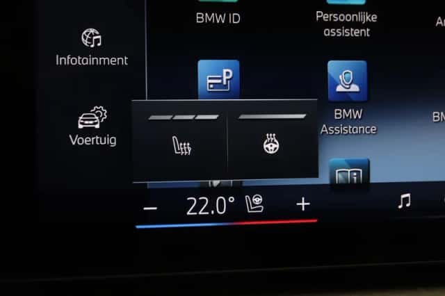BMW i4 (2026) thumbnail 13