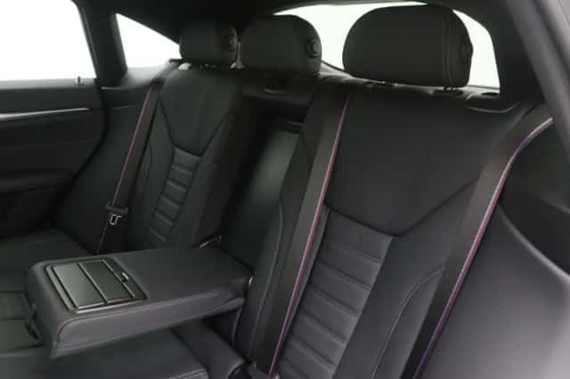 BMW i4 (2026) thumbnail 15