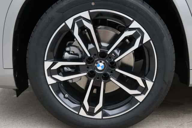 BMW X1 (2025) thumbnail 7