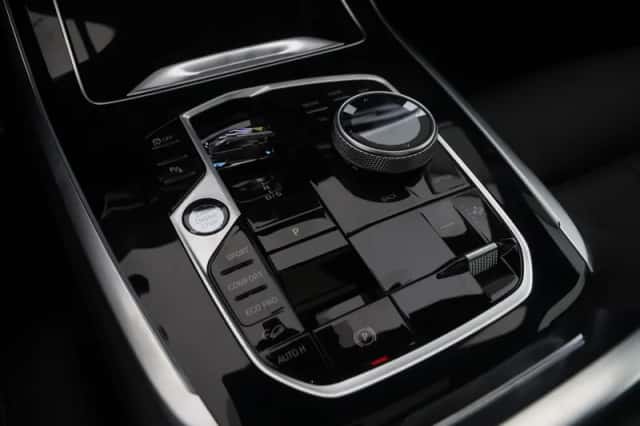 BMW X7 (2026) thumbnail 20