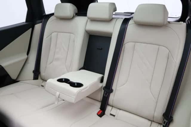 BMW X3 (2026) thumbnail 15
