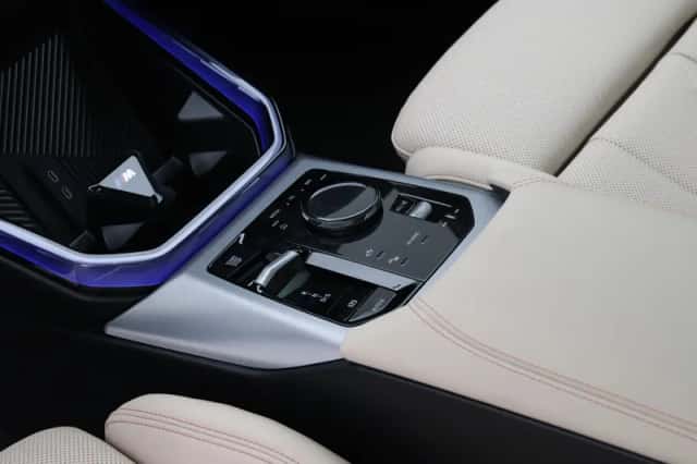 BMW X3 (2026) thumbnail 16