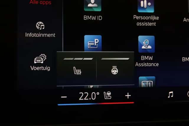 BMW i4 (2026) thumbnail 13