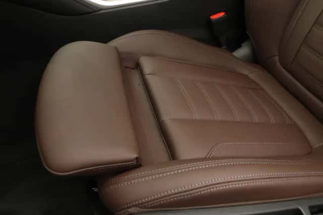 BMW i4 (2026) thumbnail 14