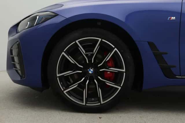BMW i4 (2026) thumbnail 18