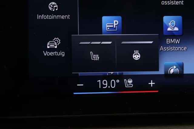 BMW i4 (2026) thumbnail 13
