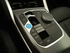 BMW i4 (2026) thumbnail 16