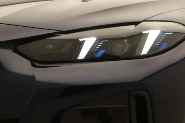 BMW i4 (2026) thumbnail 19