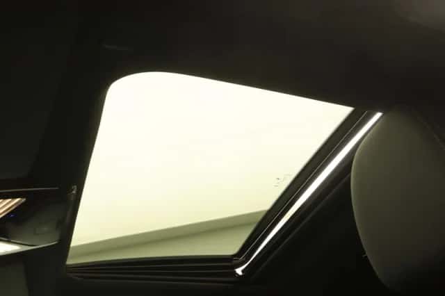 BMW i4 (2026) thumbnail 23