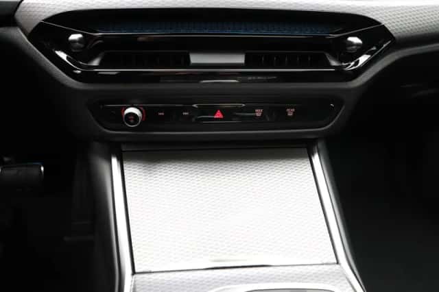 BMW 3-Serie (2026) thumbnail 18