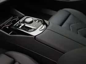 BMW i5 (2026) thumbnail 12