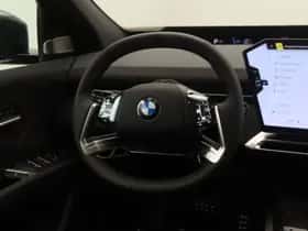 BMW iX3 (2026) thumbnail 2