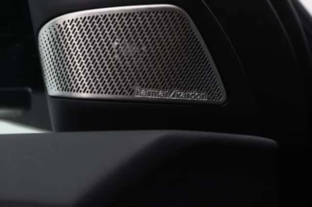BMW iX3 (2026) thumbnail 18