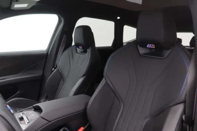 BMW iX3 (2026) thumbnail 4