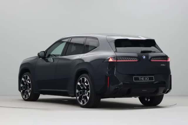 BMW iX3 (2026) thumbnail 10
