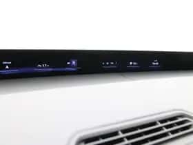 BMW iX3 (2026) thumbnail 3