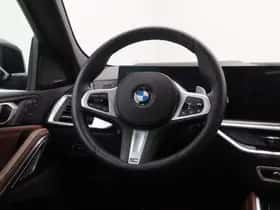 BMW X6 (2025) thumbnail 2