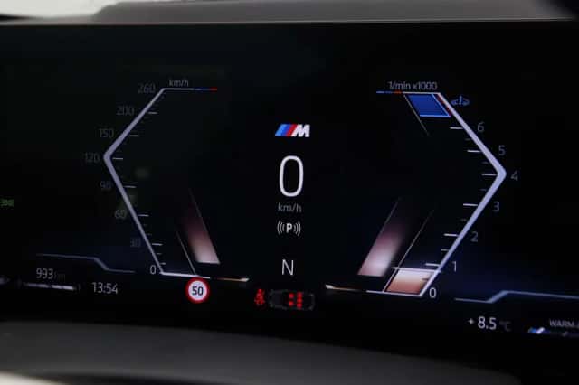 BMW X6 (2025) thumbnail 3