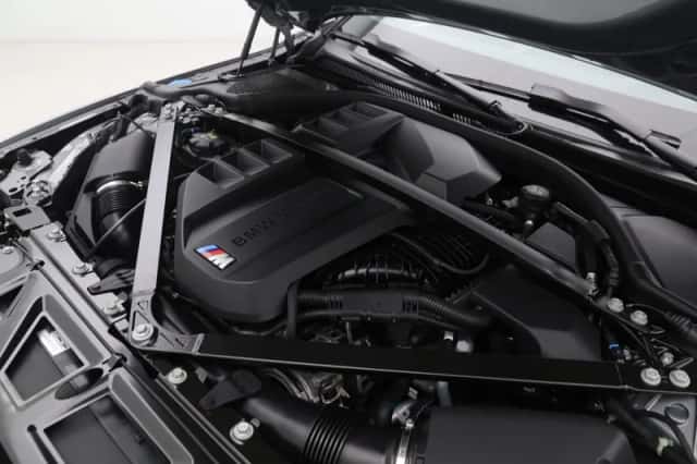 BMW M4 (2026) thumbnail 5