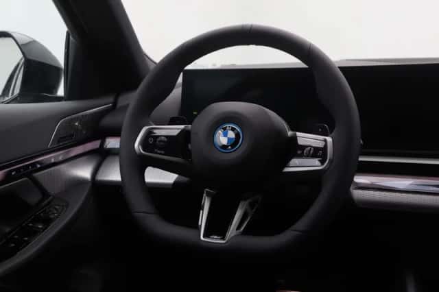 BMW 5-Serie (2026) thumbnail 3