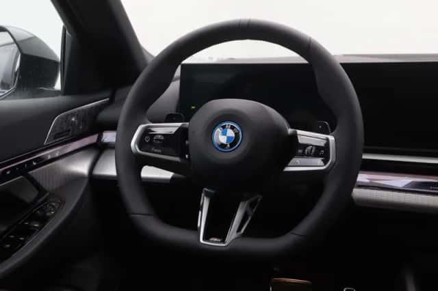 BMW 5-Serie (2026) thumbnail 2