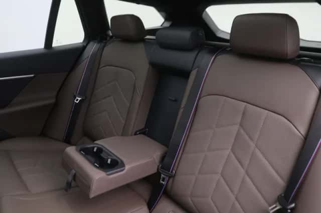 BMW 5-Serie (2026) thumbnail 16