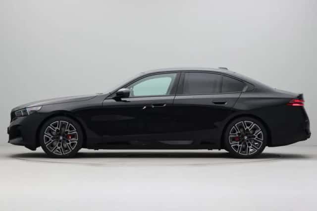 BMW i5 (2026) thumbnail 11