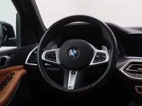 BMW X5 (2022) thumbnail 2