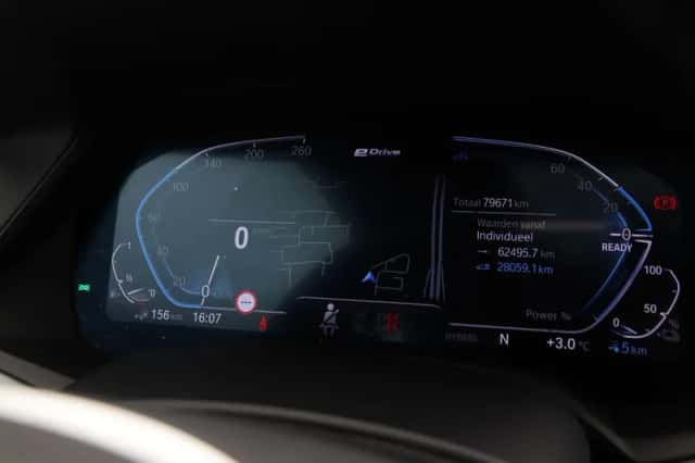 BMW X5 (2022) thumbnail 3