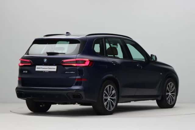 BMW X5 (2022) thumbnail 8