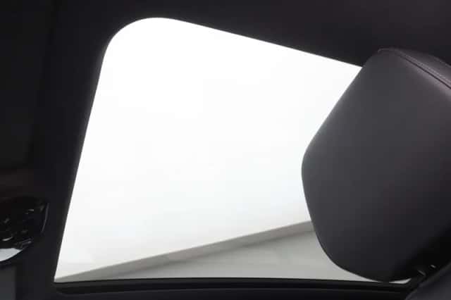 BMW i5 (2026) thumbnail 24