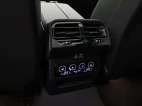BMW i5 (2026) thumbnail 18