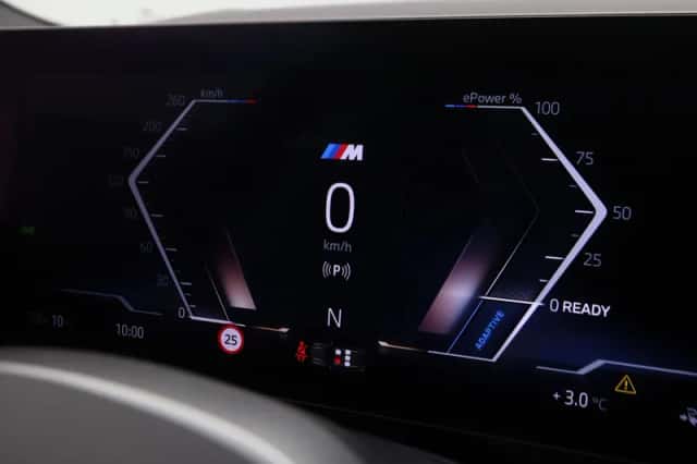BMW i5 (2026) thumbnail 3