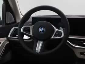 BMW X5 (2026) thumbnail 2