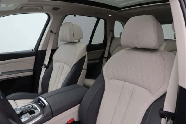 BMW X5 (2026) thumbnail 5