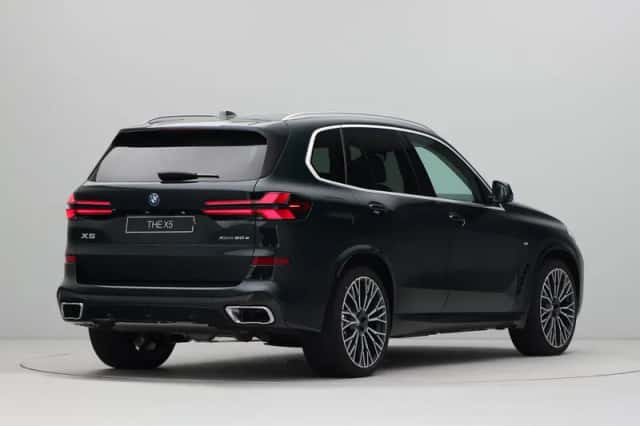 BMW X5 (2026) thumbnail 9