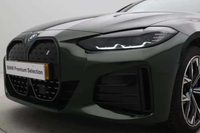 BMW i4 (2024) thumbnail 18